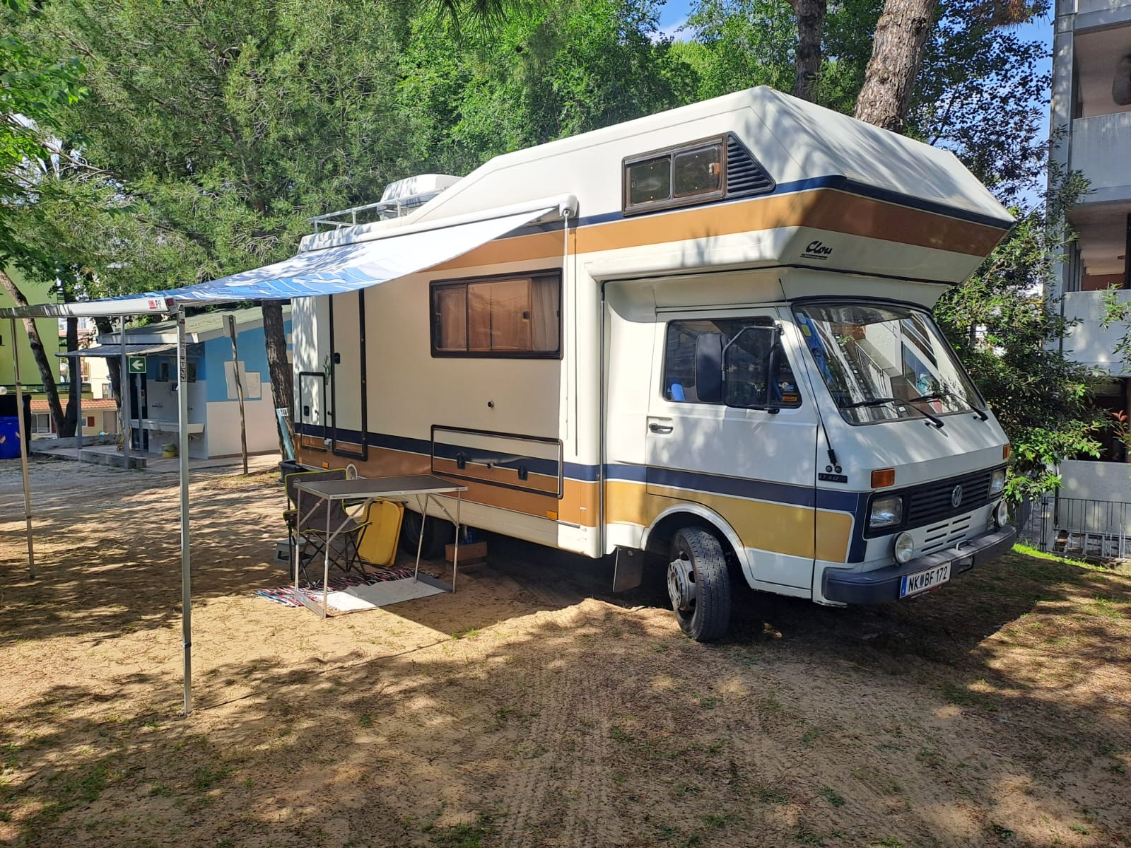 652c31a7-b401-4ada-b84d-9c012d94373a-1