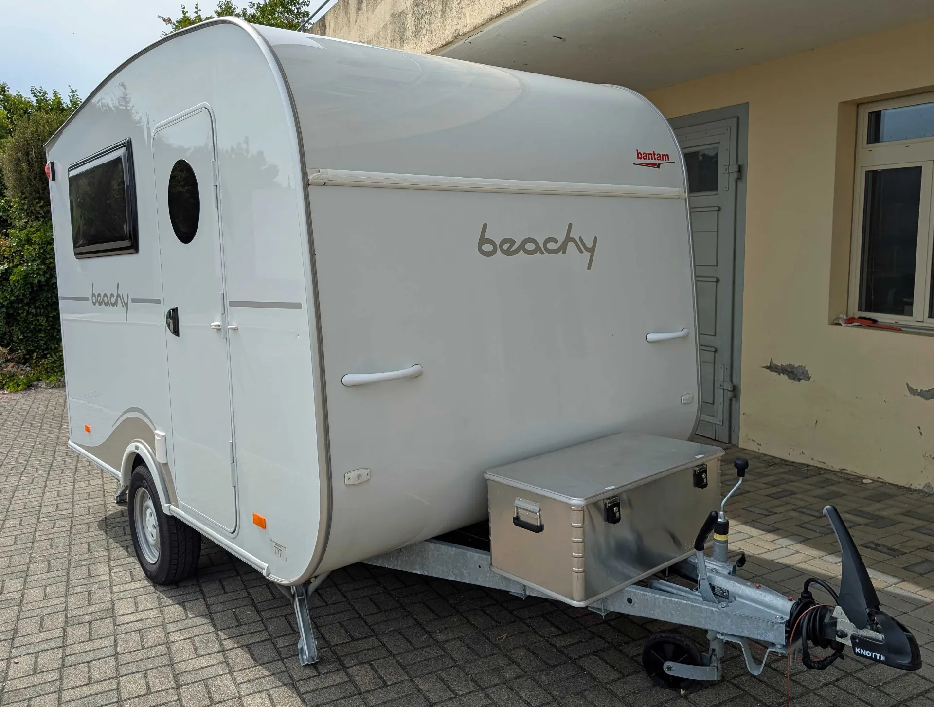 Wohnwagen-Beachy-360-1